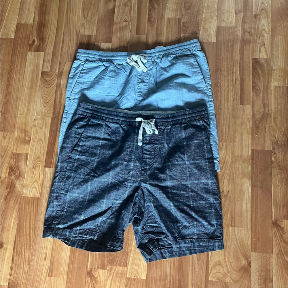 Banana Republic Set of 2 Elastic Waist Mens Shorts Cotton